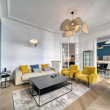 Luxury - Center * Cannes